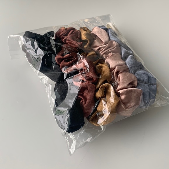 6 Pcs/Set Woman Fashion Scrunchies. Elastic Hairband Hair Accessories - Picture 2 of 5